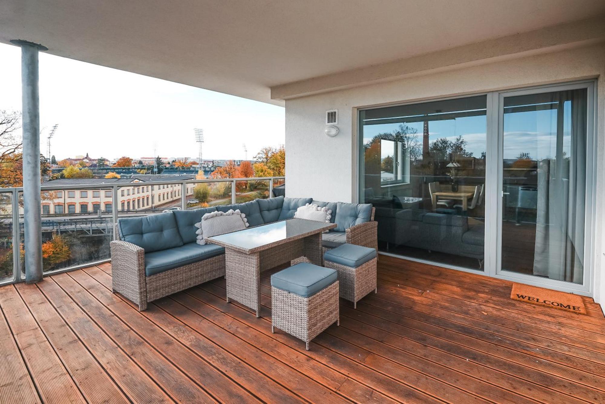 Riverside Apartments Ceske Budejovice Exterior foto